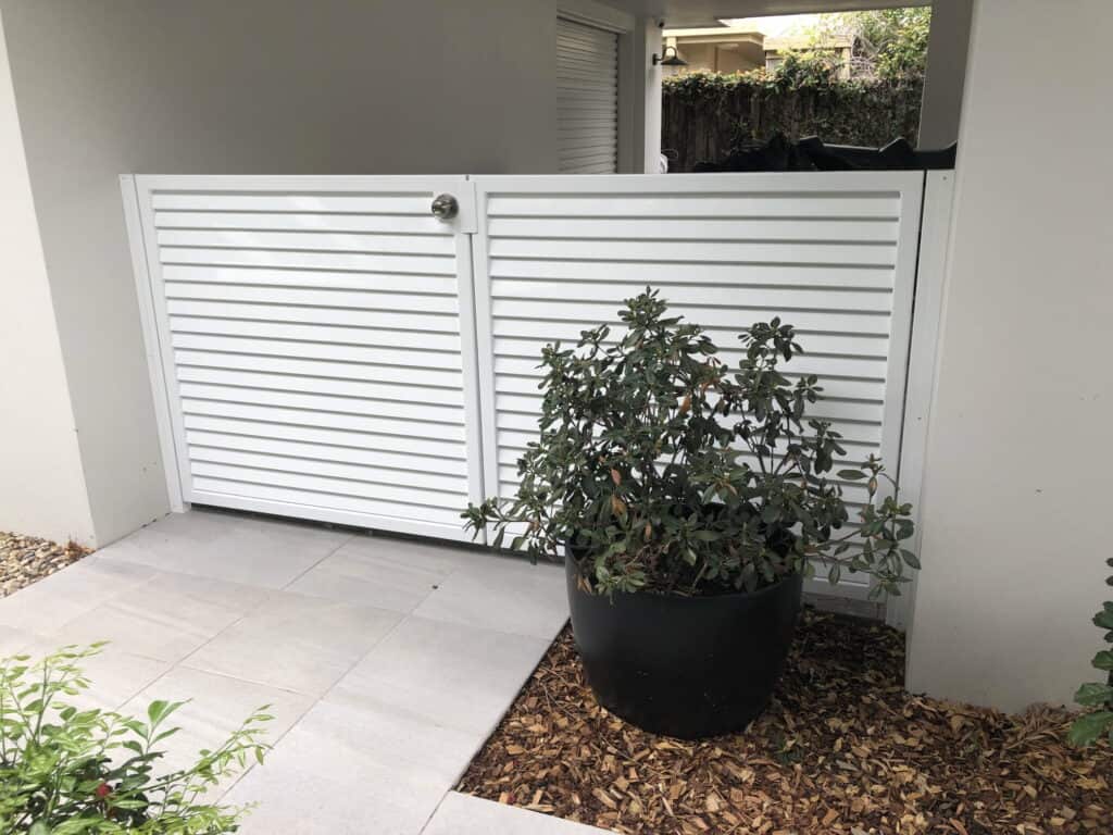 Modern Aluminium Gate