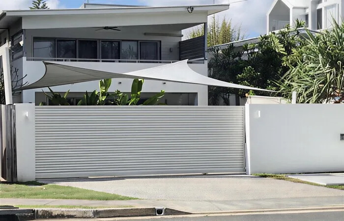 automatic driveway gate benefits