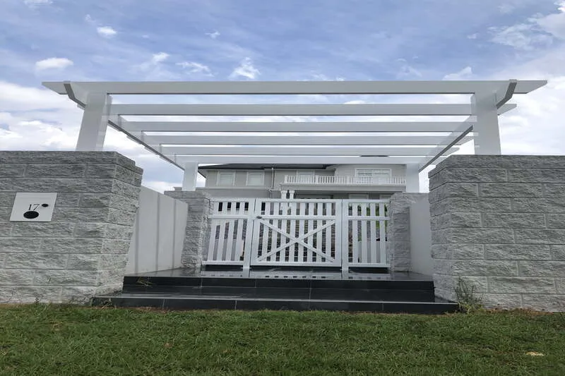 aluminium swing gates​